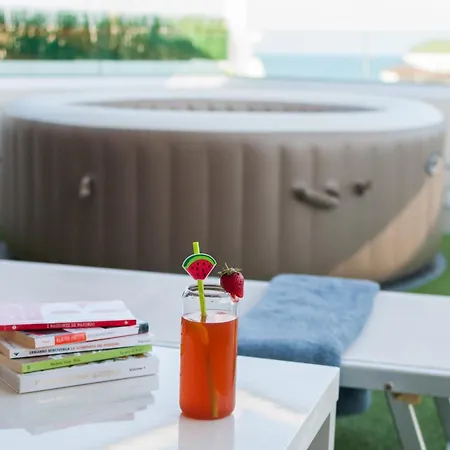 La Terrazza Jfk- Vista Mare 5 Min Dal Centro Apartmán