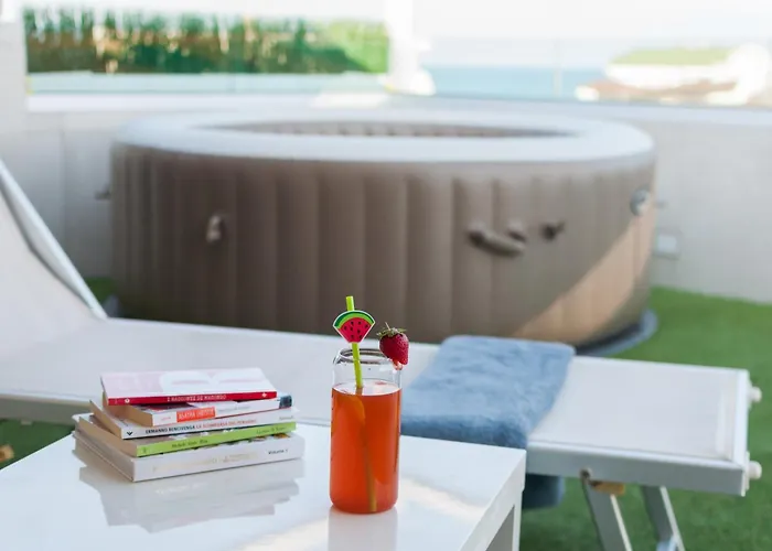 La Terrazza Jfk- Vista Mare 5 Min Dal Centro Daire