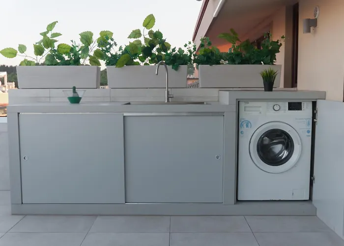 La Terrazza Jfk- Vista Mare 5 Min Dal Centro Daire