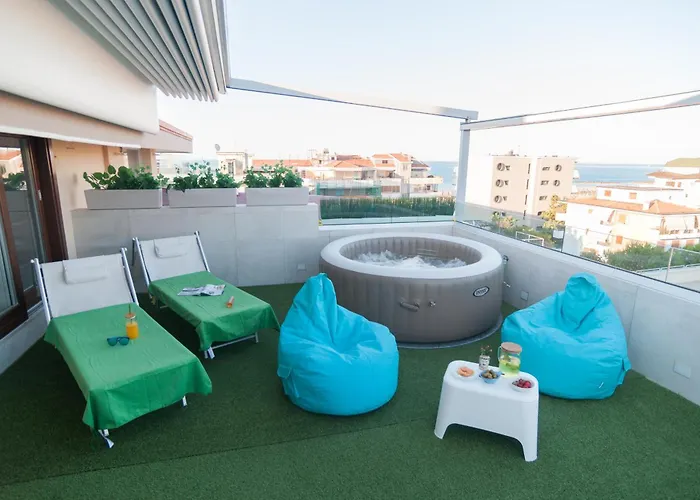 Daire La Terrazza Jfk- Vista Mare 5 Min Dal Centro Pescara